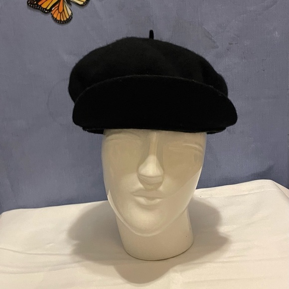 Wool News Boy Beret Hat - Picture 5 of 5